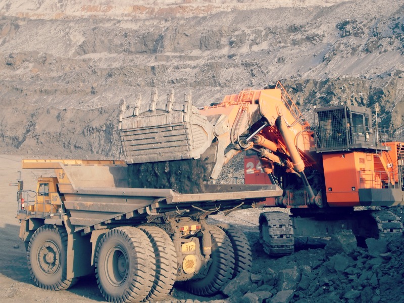 Purpose-of-Mining-Excavator-Attachments