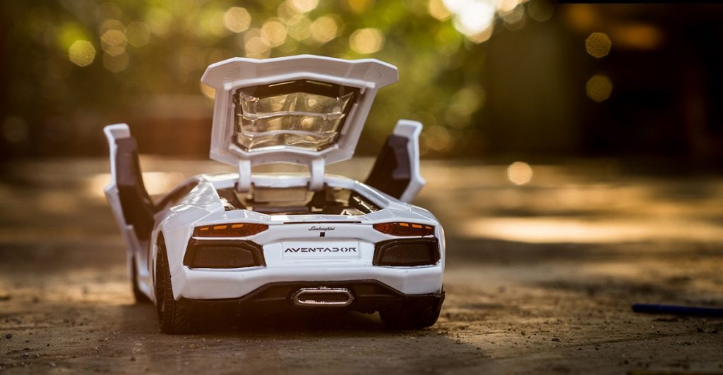 scale car model aventador