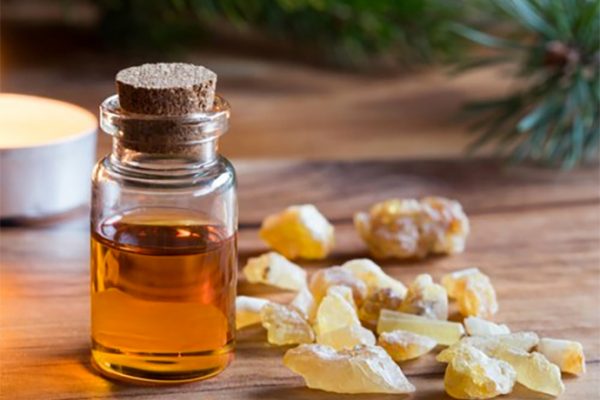 Frankincense-Essential-Oil