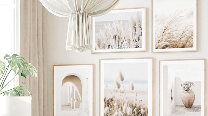 Minimal or Maximal: Boho Wall Prints Decorating Your Way