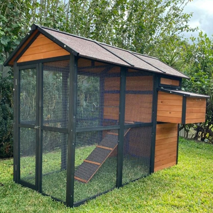 Connie Rabbit Hutch