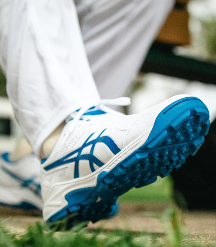 ASICS Gel Peake - Rubber Cricket Shoes