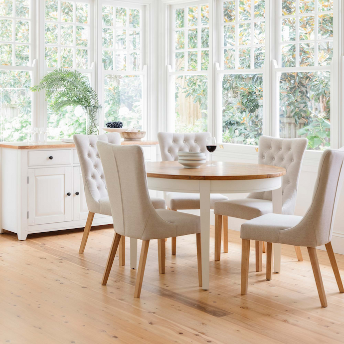 How to Choose the Ideal Dining Table for Your Home